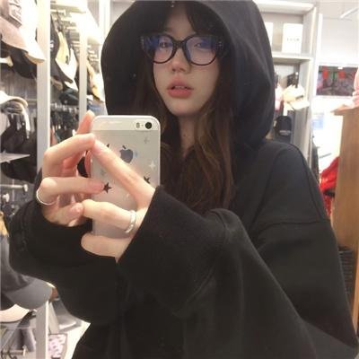 我八岁,镇压万邪